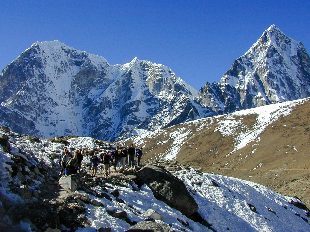 Day 15 - Hike down to Dingboche